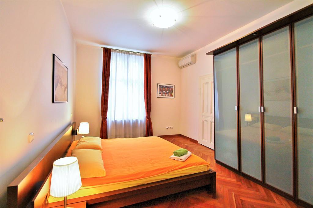 Residence Salvator - By Prague City Apartments Екстер'єр фото