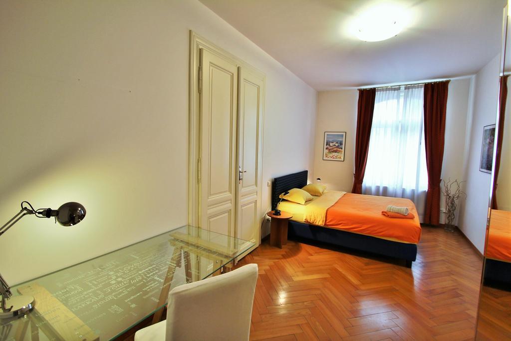 Residence Salvator - By Prague City Apartments Екстер'єр фото