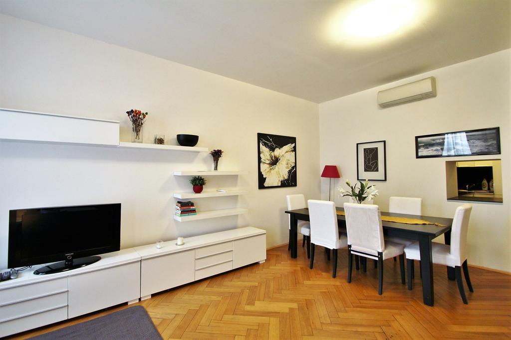 Residence Salvator - By Prague City Apartments Екстер'єр фото