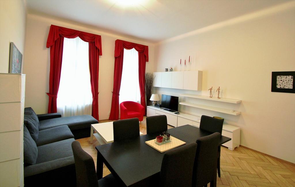 Residence Salvator - By Prague City Apartments Екстер'єр фото