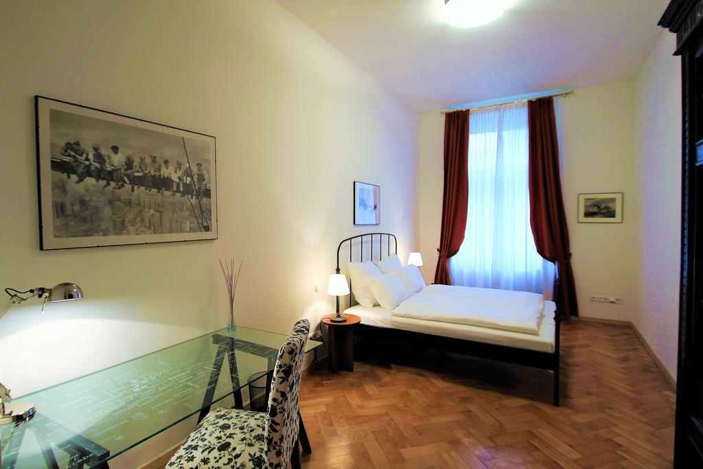 Residence Salvator - By Prague City Apartments Екстер'єр фото